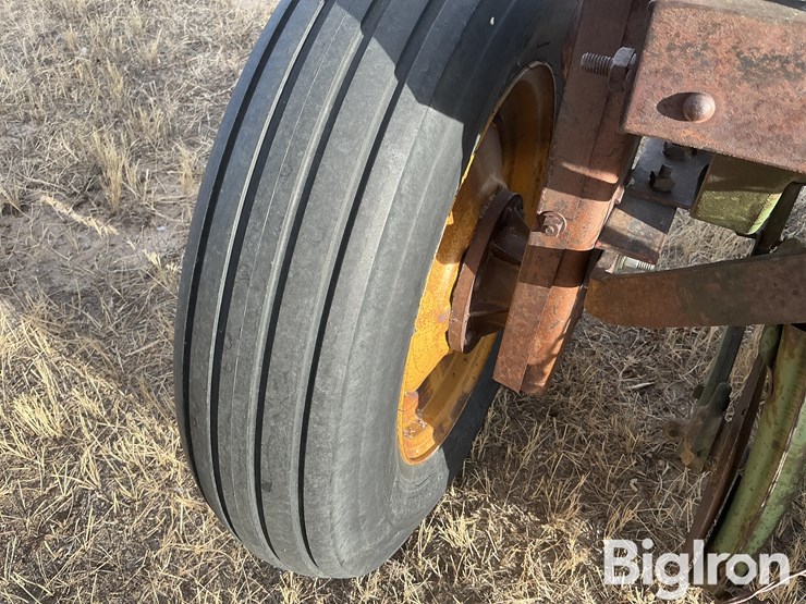 minneapolis-moline-p3-7-image-14