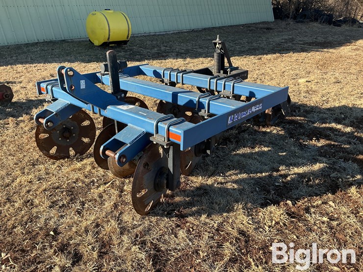 blu-jet-track-master-image-1