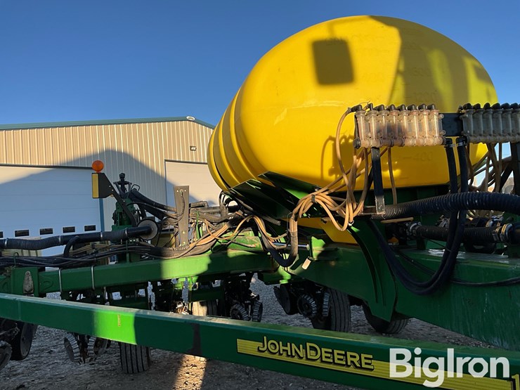 2009-john-deere-1770nt-image-19