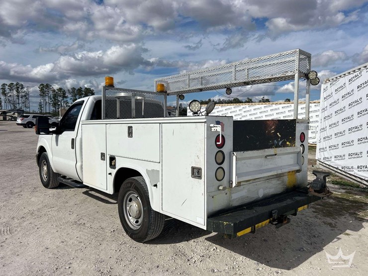 2015-ford-f350-image-4