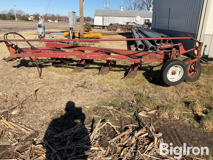 international-550-image-4