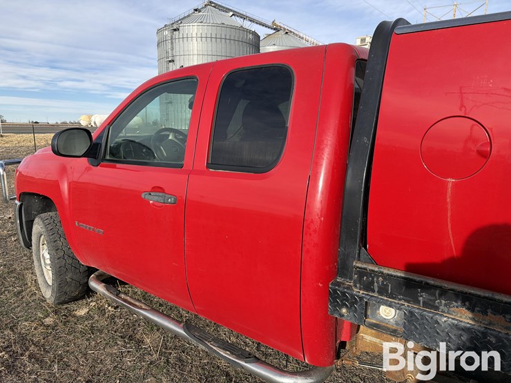2007-chevrolet-silverado-2500-image-17