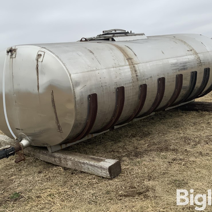 3300-Gallon Horizontal Stainless Steel Fertilizer Tank