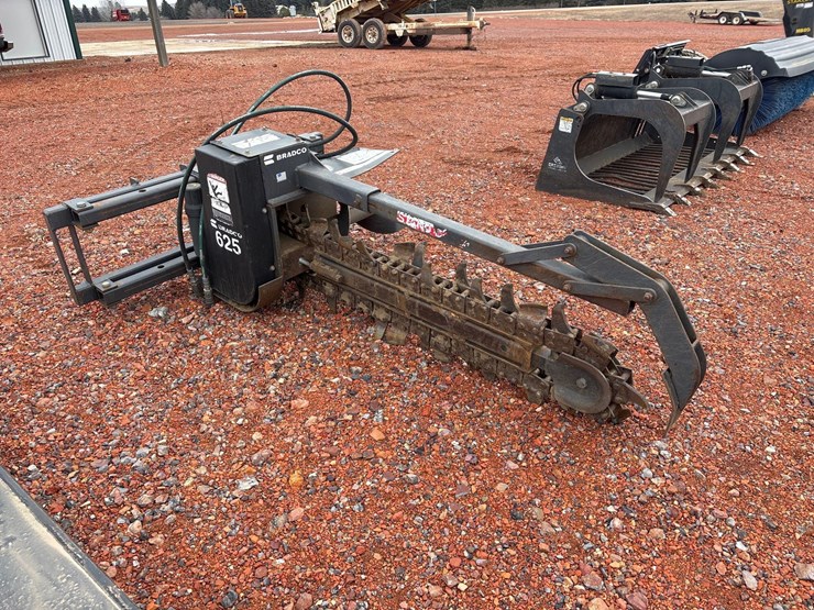 2010-bradco-625-trencher-image-4