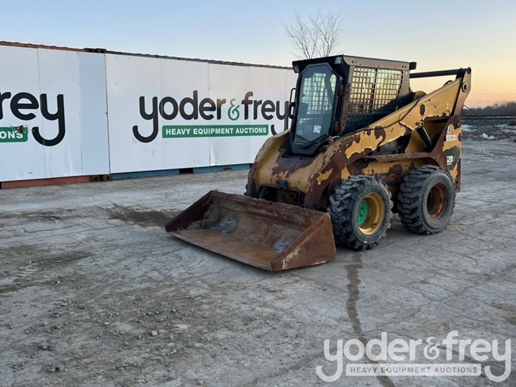 2012-caterpillar-252b3-image-2