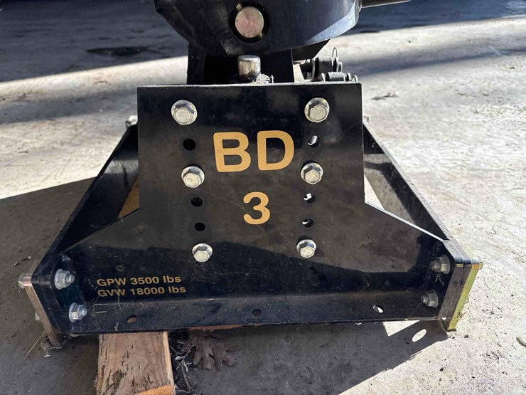 new-trailer-saver-bd3-fifth-wheel-hitch-image-3