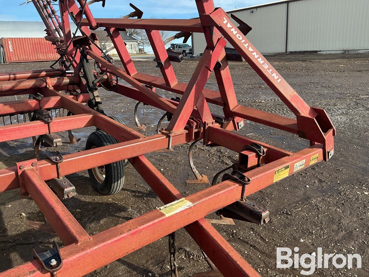 international-4600-image-9