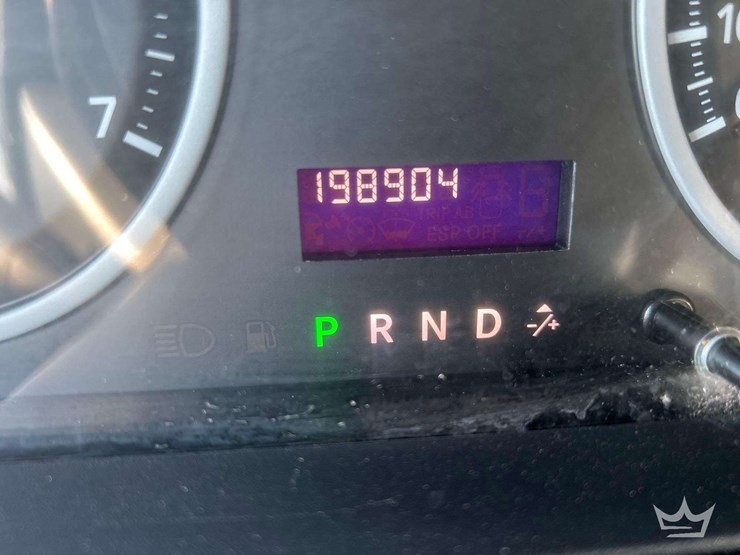 2011-dodge-1500-image-11