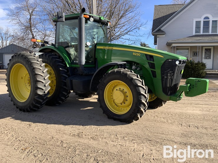 2007-john-deere-8230-image-3
