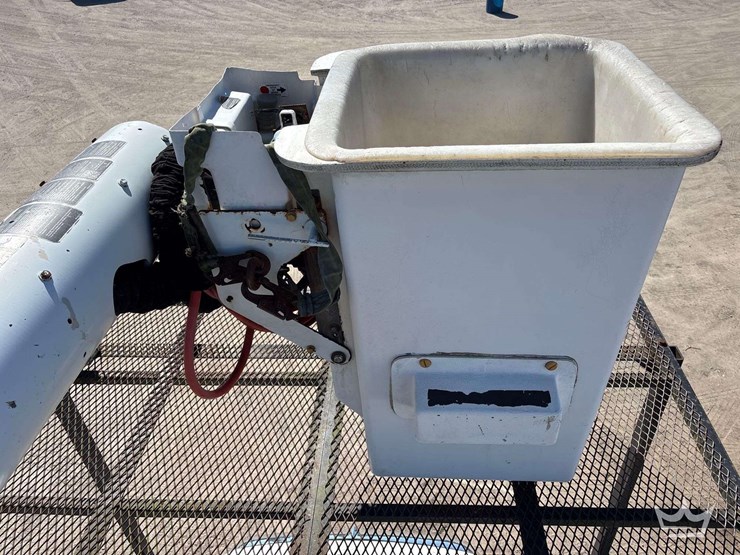 2006-international-durastar-4300-image-53