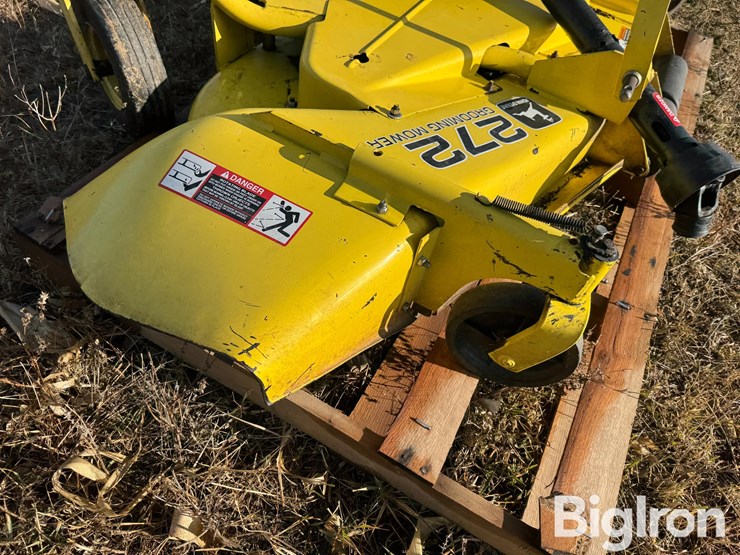 john-deere-72-image-18