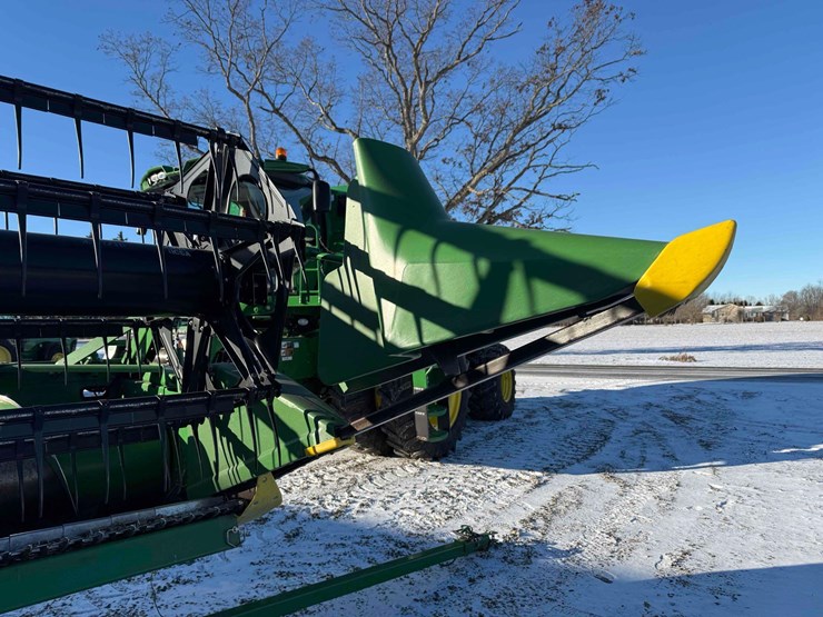 john-deere-630f-image-9