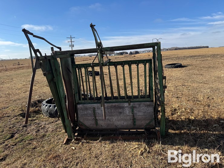 manual-livestock-chute-image-8