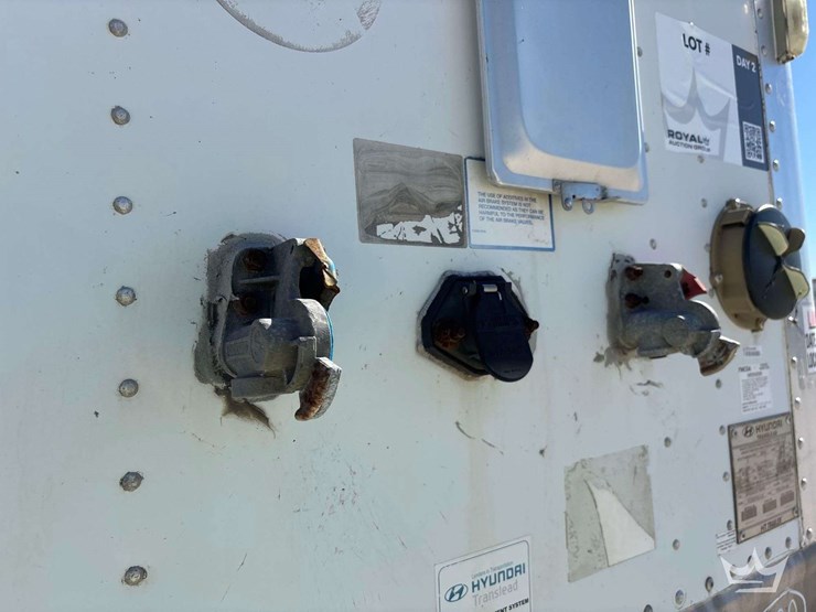 2015-hyundai-vc2530152-53ft.-t/a-dry-van-trailer-image-7