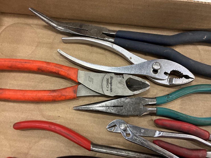 #115323-•-pliers-assortment-image-4