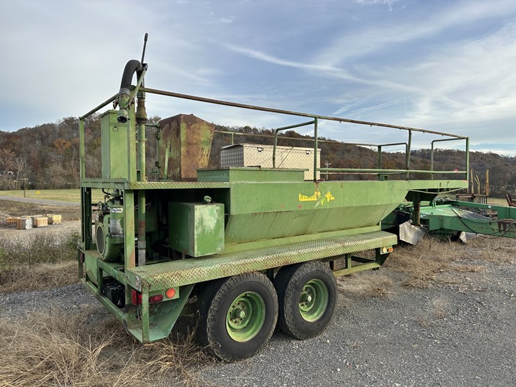 #2946-•-towable-hydro-seeder-image-3