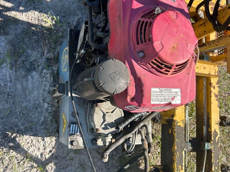 railroad-maintenance-machine-image-9