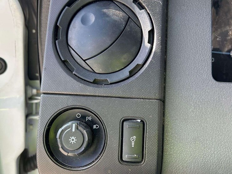 2015-ford-f350-image-17