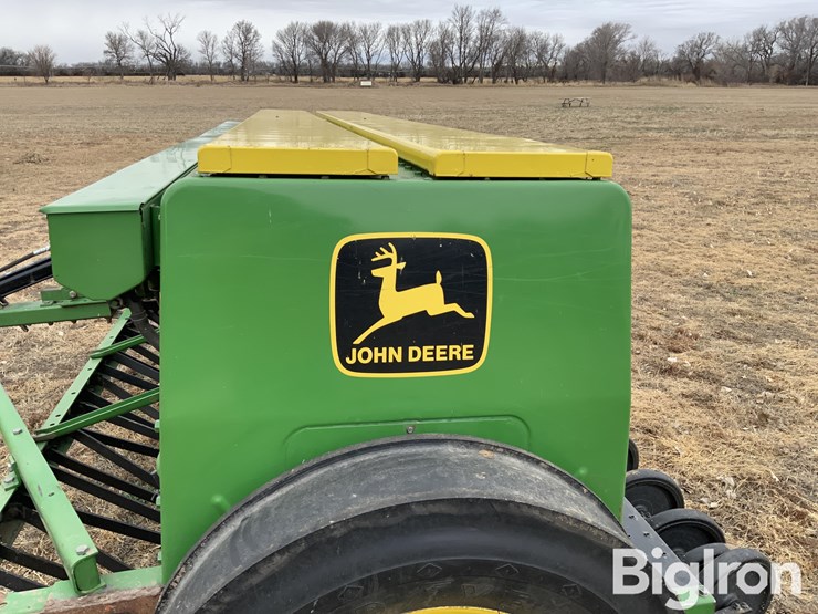 john-deere-8300-image-9