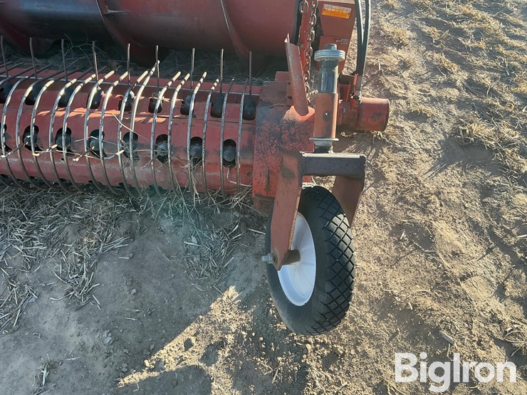 international-810-image-12