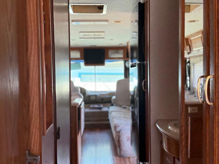 2001-damon-seabreeze-motorhome-image-15