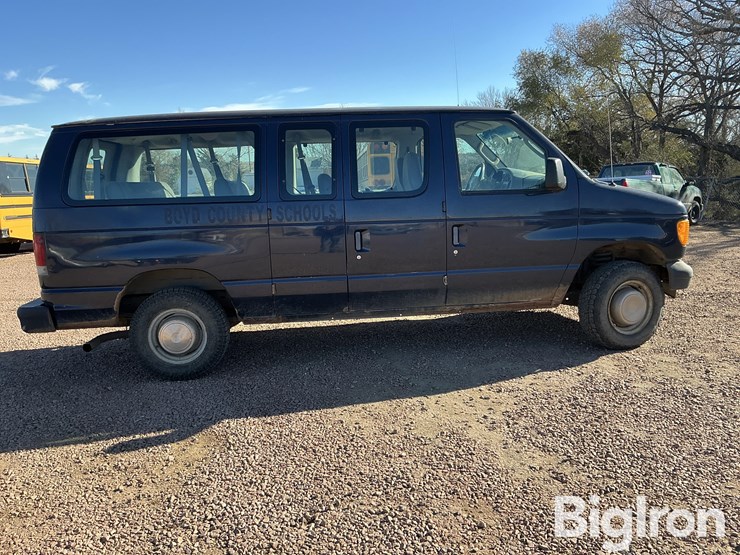 2003-ford-e350-image-4