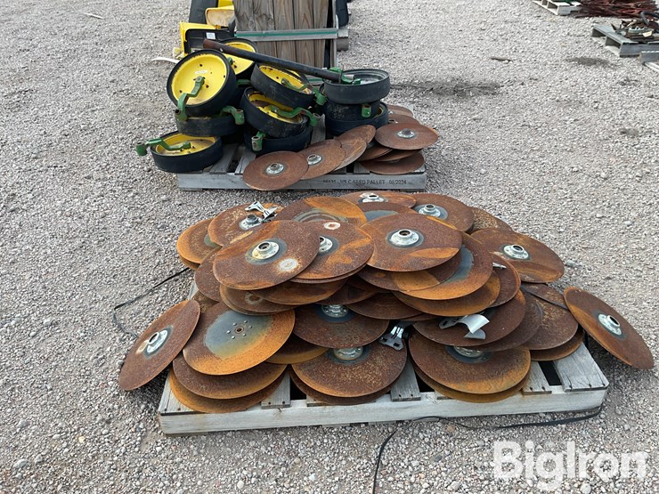 john-deere-8-image-8