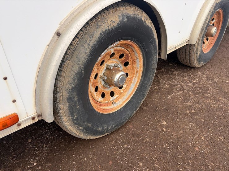 2011-teamspirit-enclosed-trailer-image-37