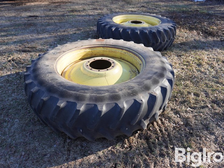 john-deere-4760-image-1