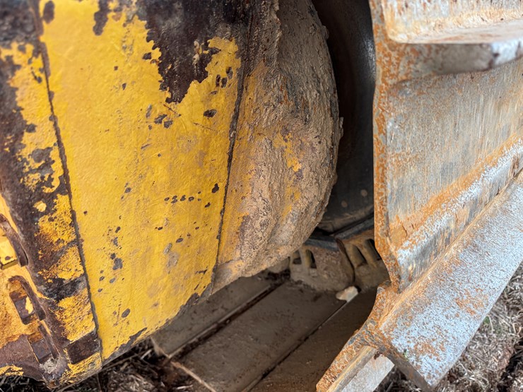 komatsu-d65px-image-58