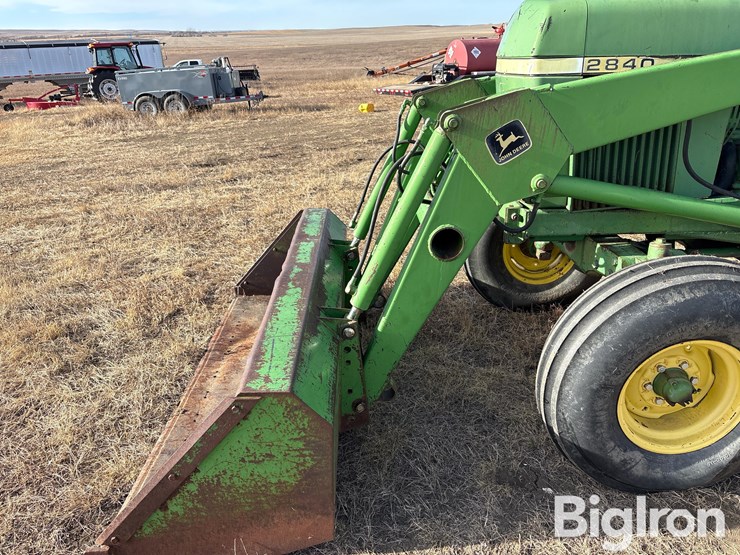 1979-john-deere-2840-image-9