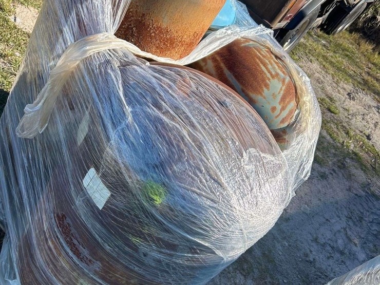 misc-vertical-steel-well-tank-image-7