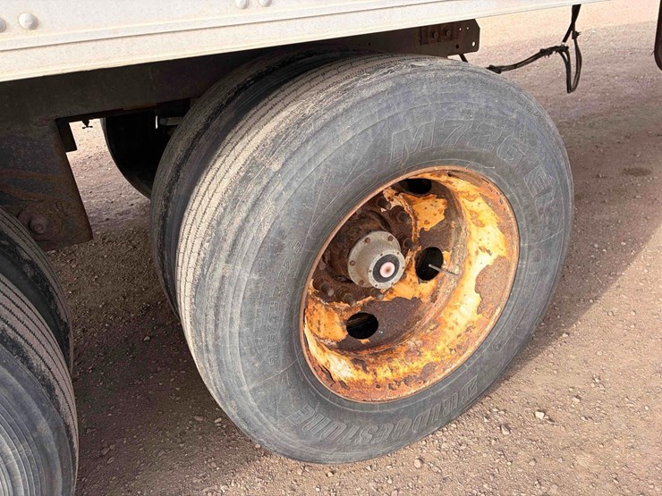 2010-utility-3000r-reefer-image-9