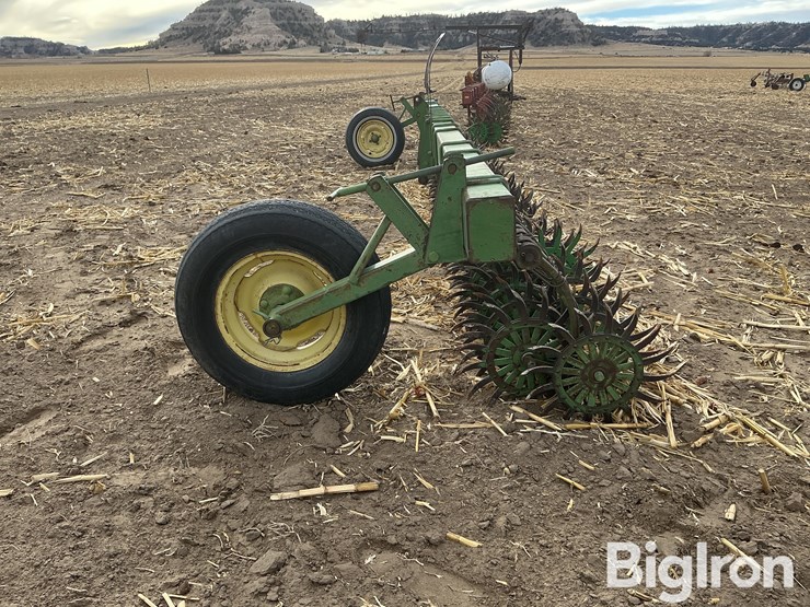 john-deere-400-image-8