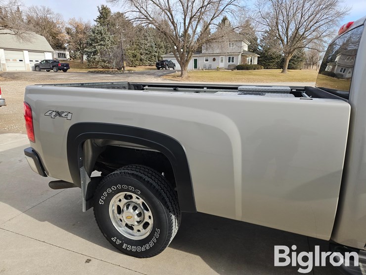 2007-chevrolet-silverado-2500-lt-image-18
