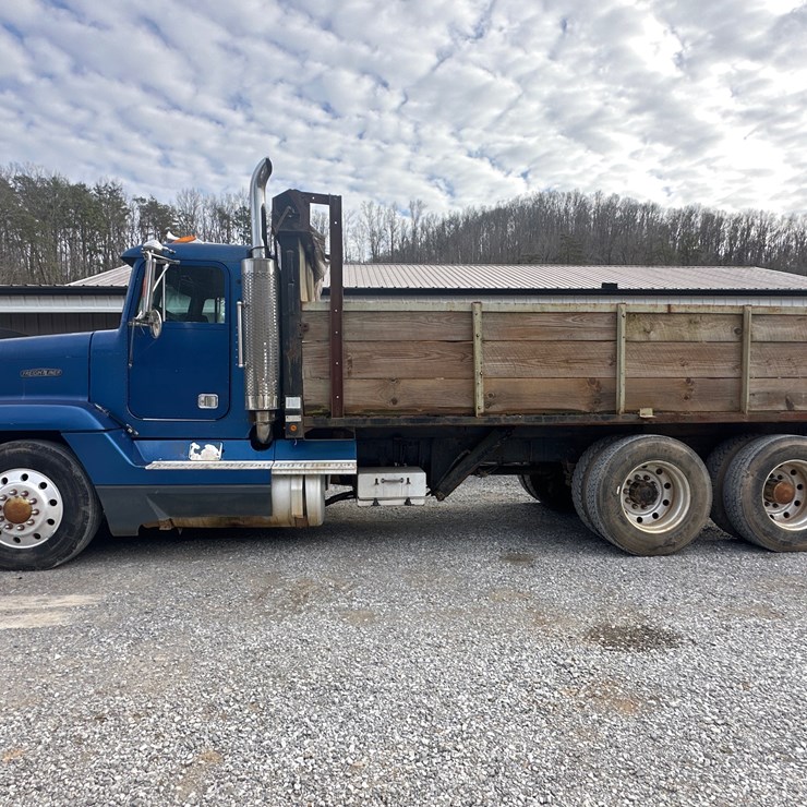 1989 FREIGHTLINER FLD120