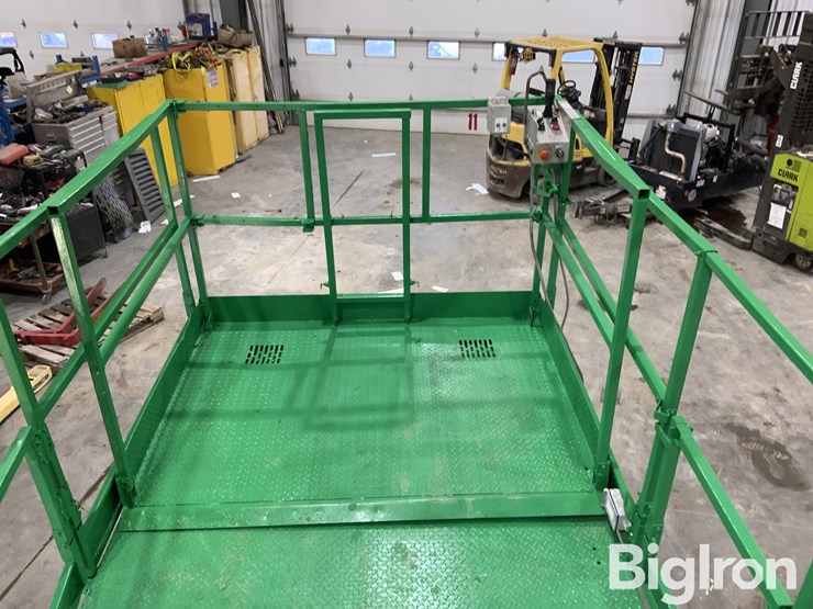 2016-skyjack-sj8841rt-image-9