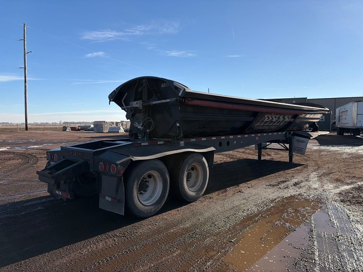 2016-smithco-side-dump-image-3