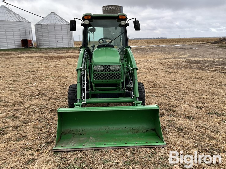 2011-john-deere-3720-image-2