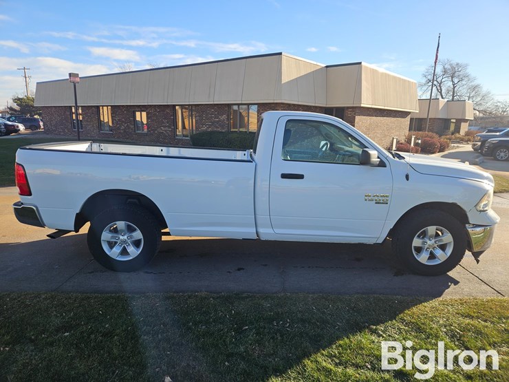 2020-dodge-1500-image-4