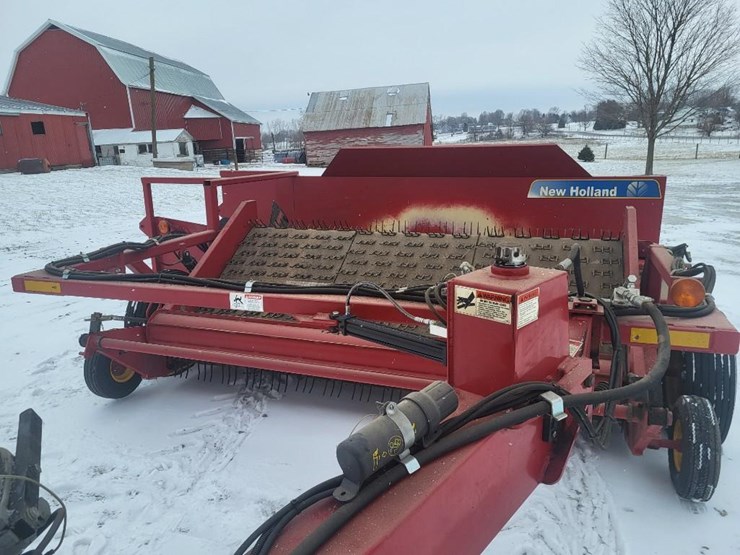 2013-new-holland-h5420-image-11