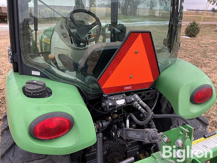 2011-john-deere-3720-image-16