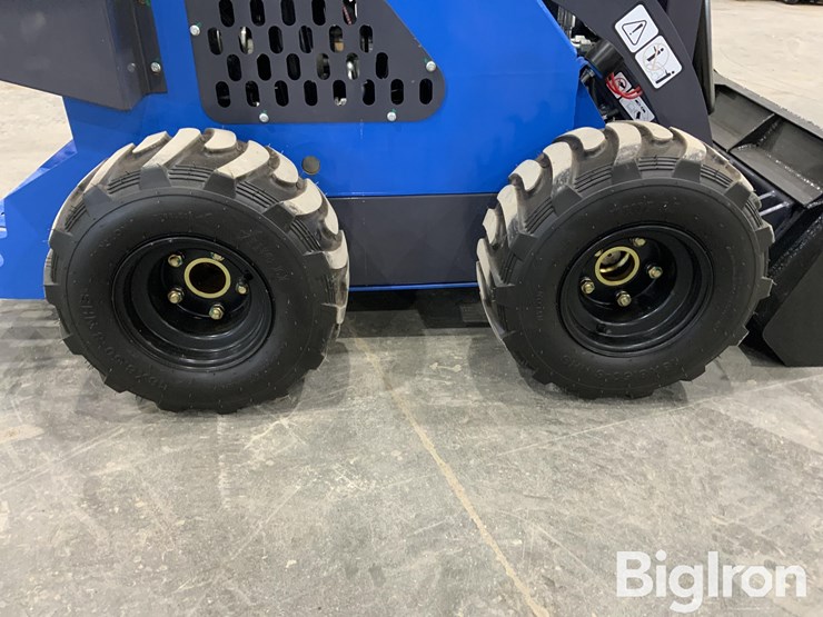 2025-agt-mx-mrw14-stand-on-mini-skid-steer-loader-image-16