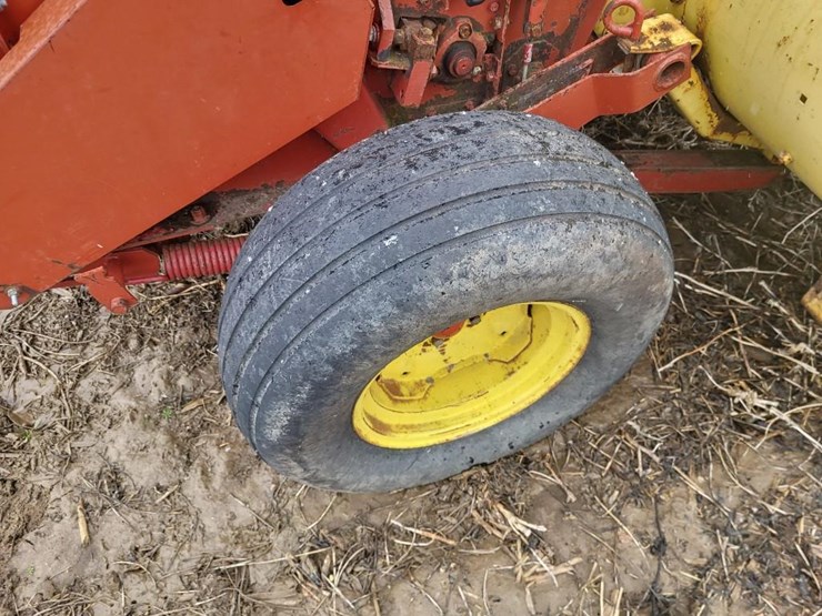 new-holland-782-image-20