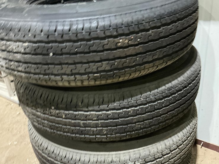 2023-st235/80r16-tires-&-rims-for-strobel-seed-tender-image-10