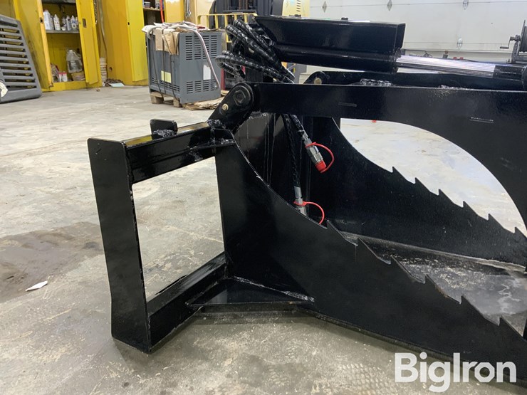 2025-giyi-sgb20-skid-steer-stump-grab-bucket-image-13