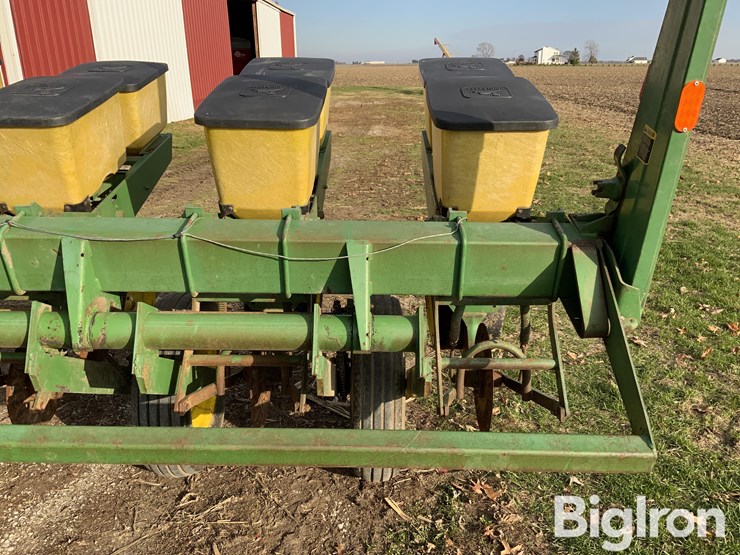john-deere-7000-image-12