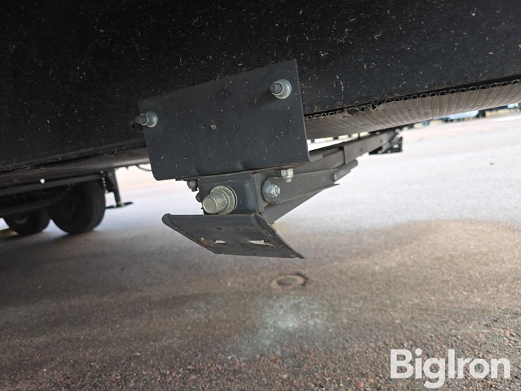 2018-keystone-outback-330rl-travel-trailer-image-15