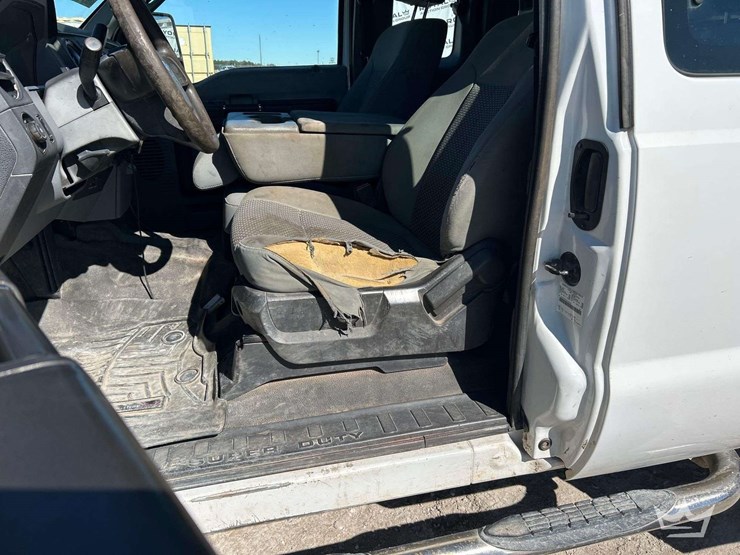 2015-ford-f350-image-13