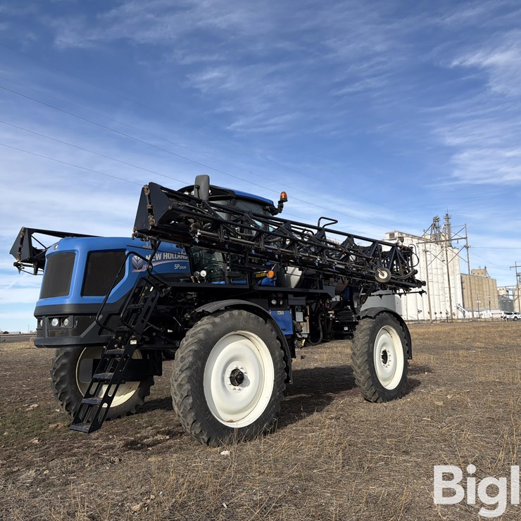 2013 NEW HOLLAND SP.240R